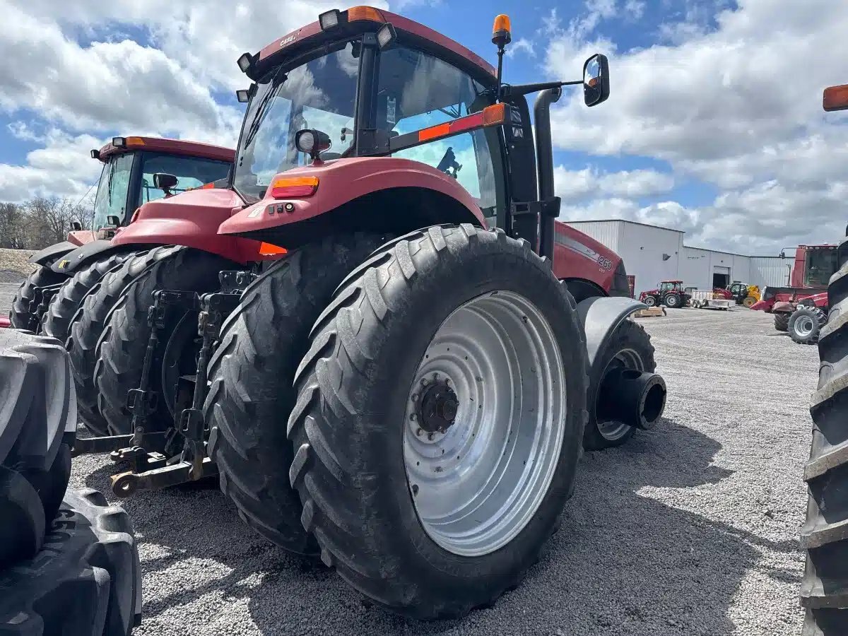 2014 Case IH MAGNUM 260