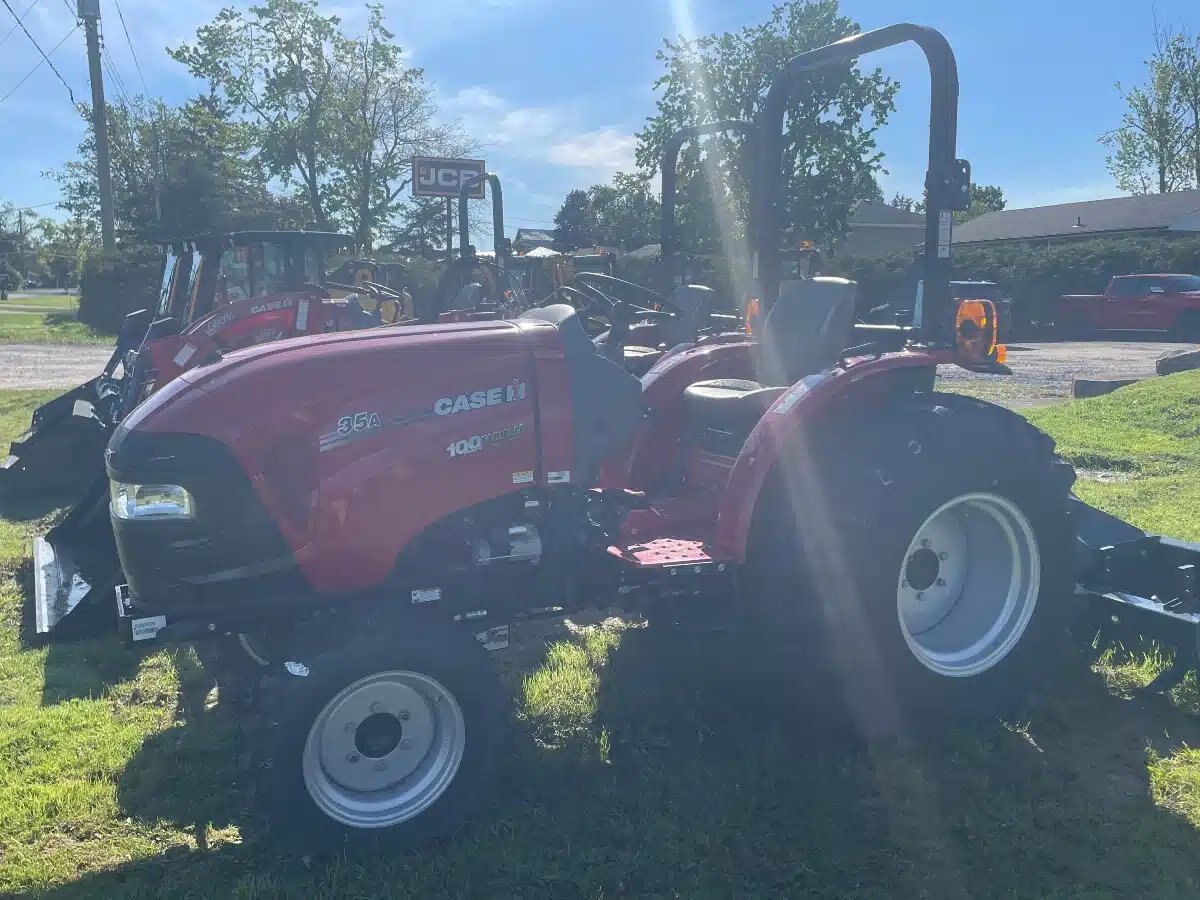 2023 Case IH Farmall 35A