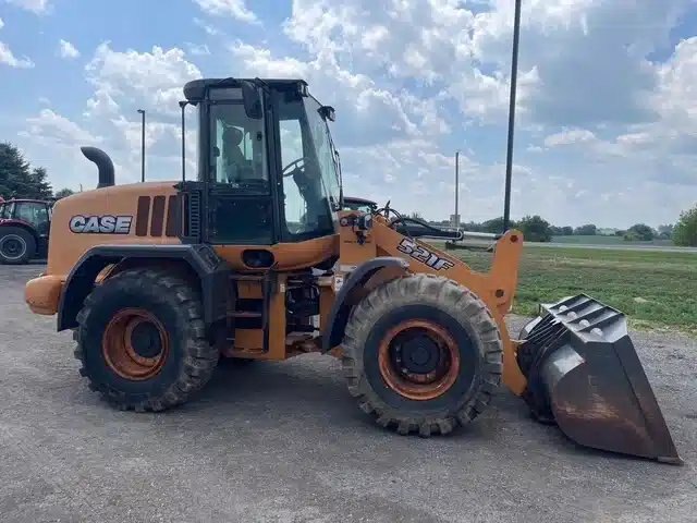 2016 Case 521F