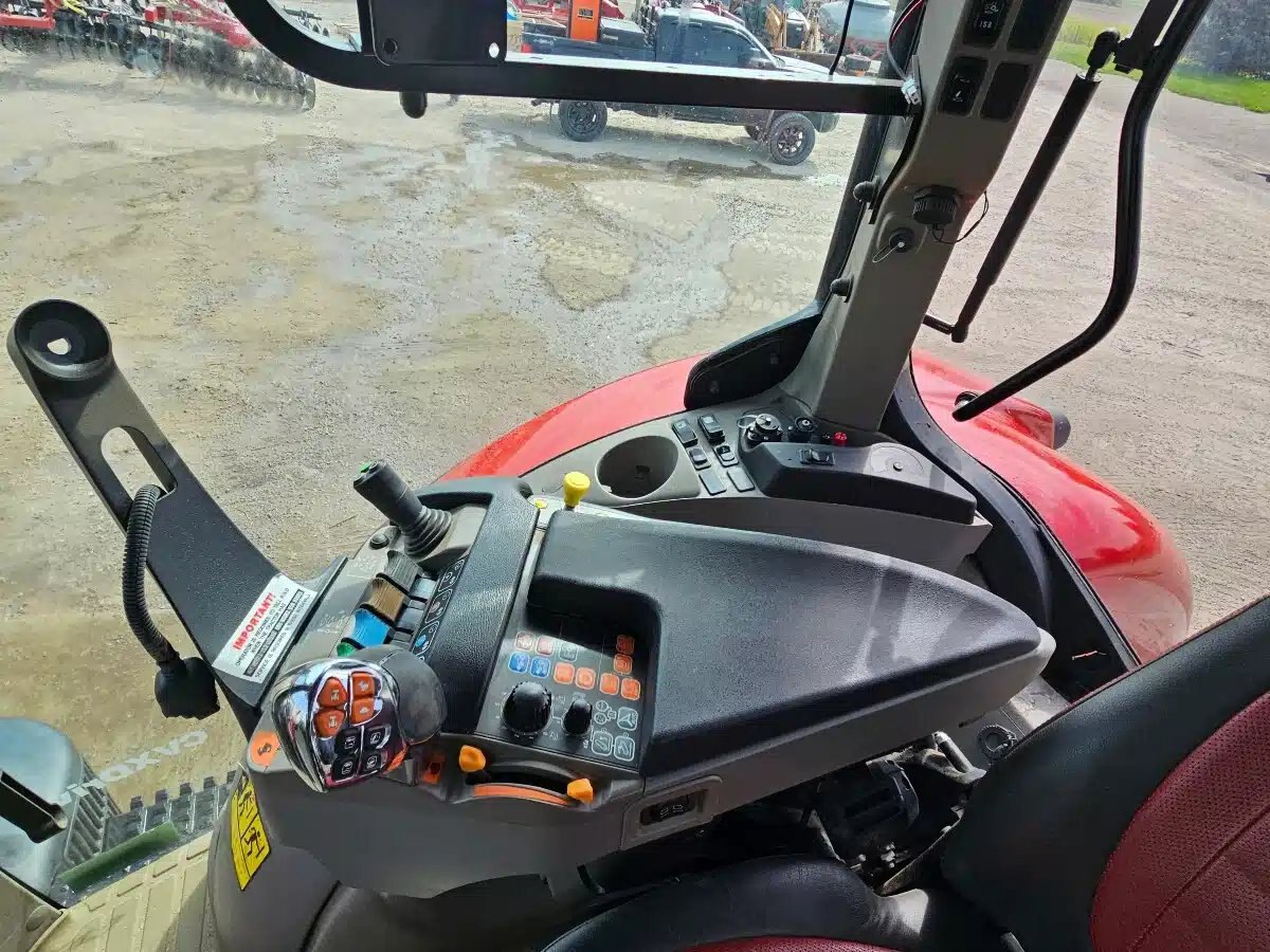 2022 Case IH PUMA 185