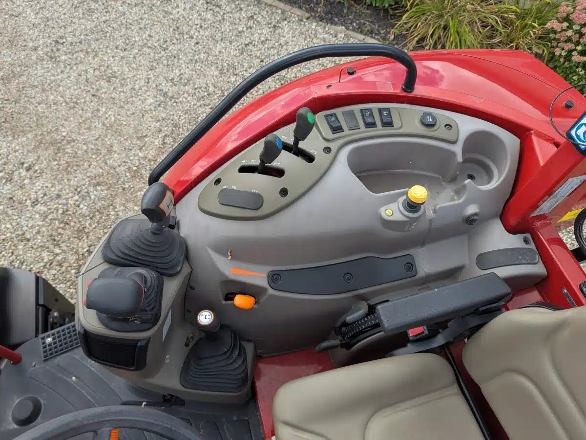 2023 Case IH FARMALL 90C