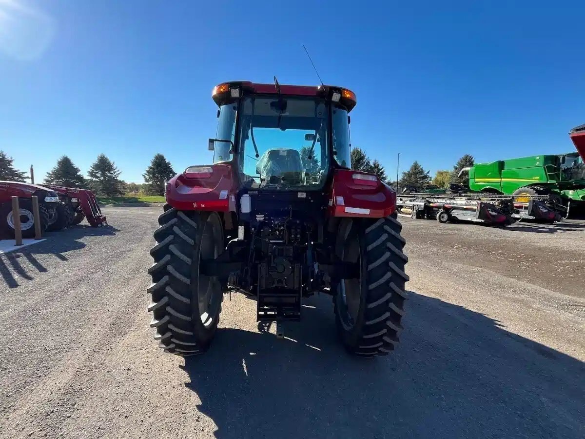 2014 Case IH FARMALL 115U