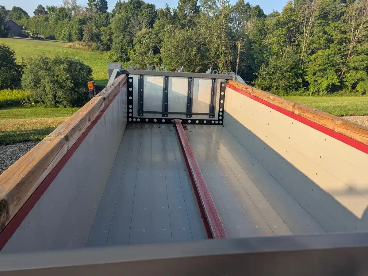 2023 Hagedorn HYDRA SPREAD SERIES II 2277