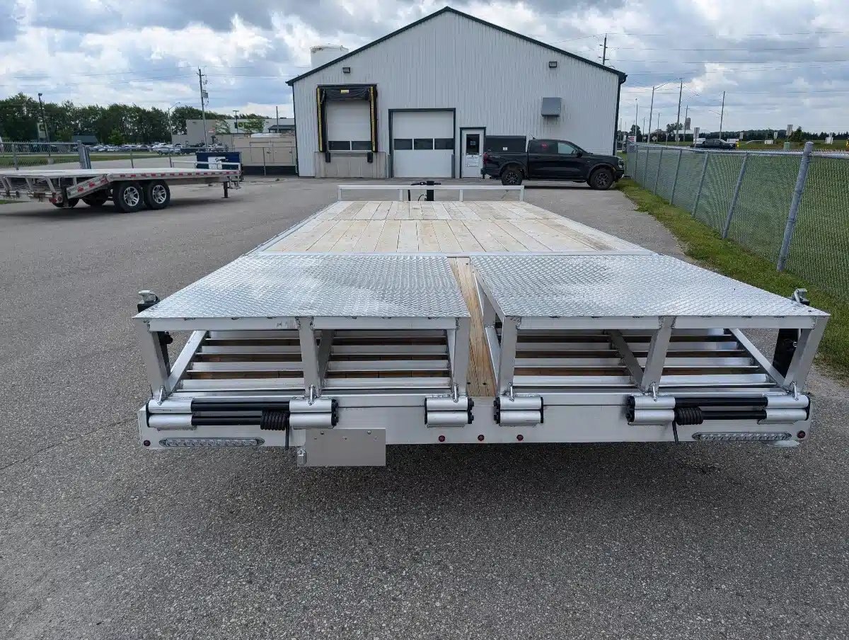 2025 ***MANUFACTURER NOT SPECIFIED*** 102x20