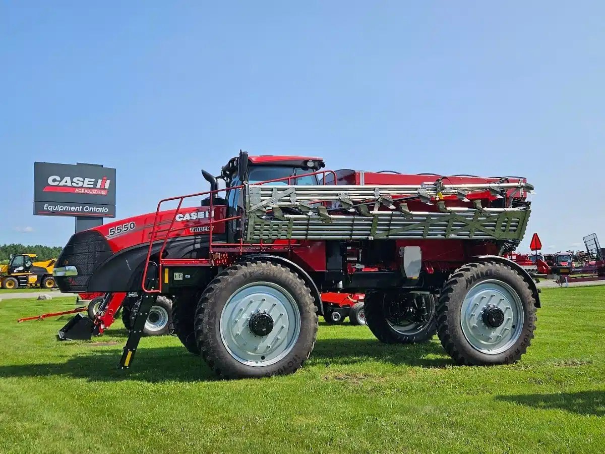 2025 Case IH TRIDENT 5550