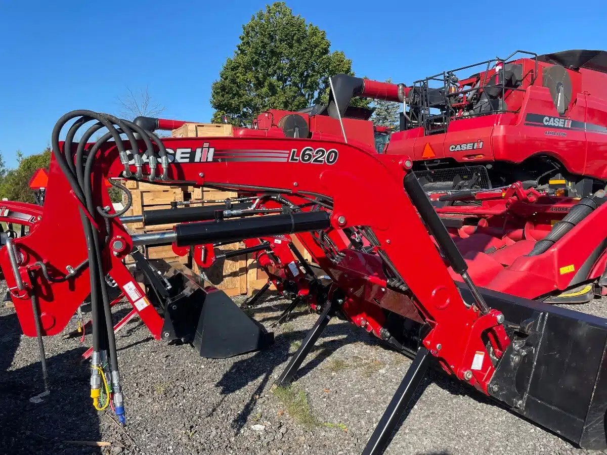2023 Case IH L620