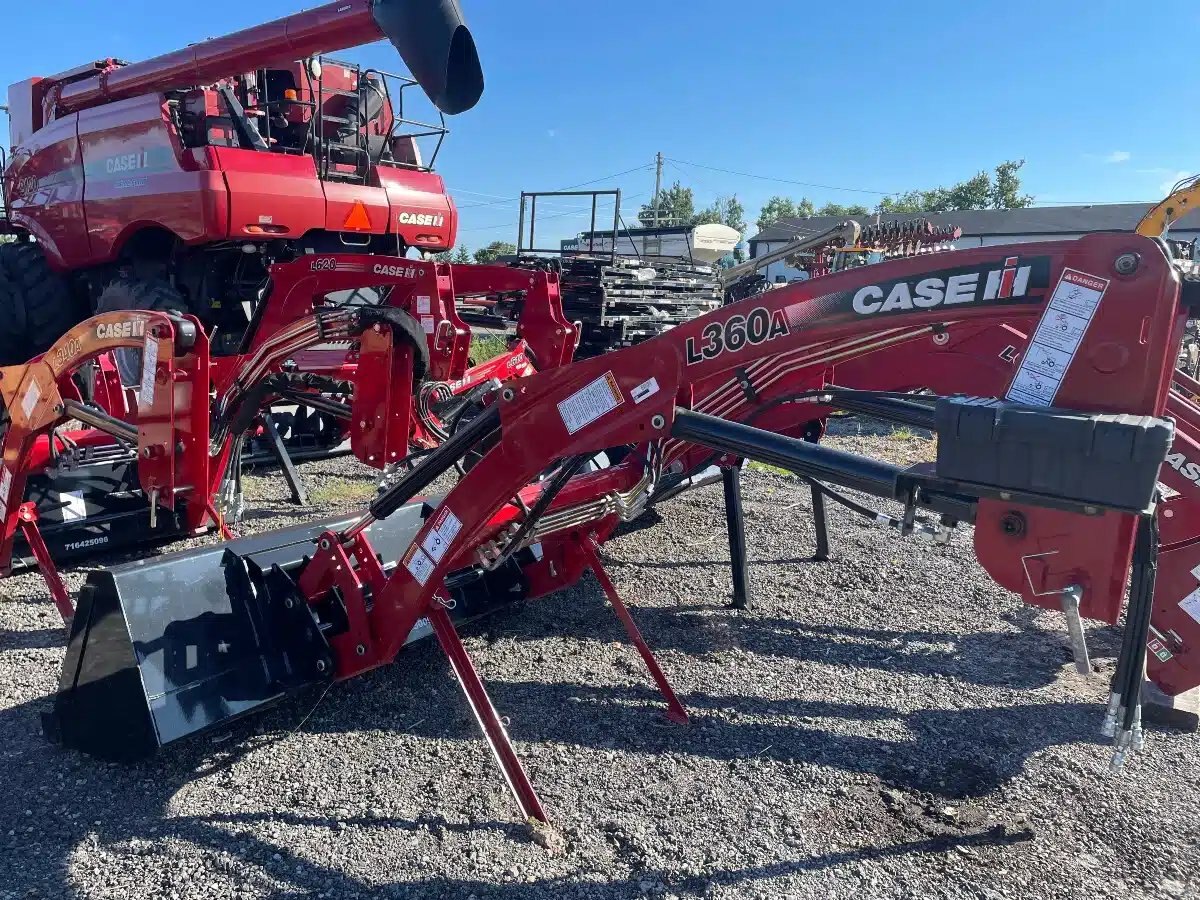 2022 Case IH L360A