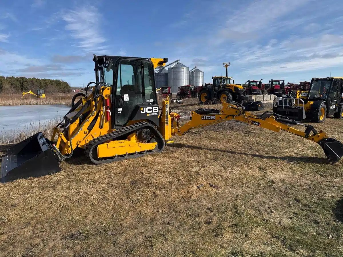 2023 JCB 1CXT
