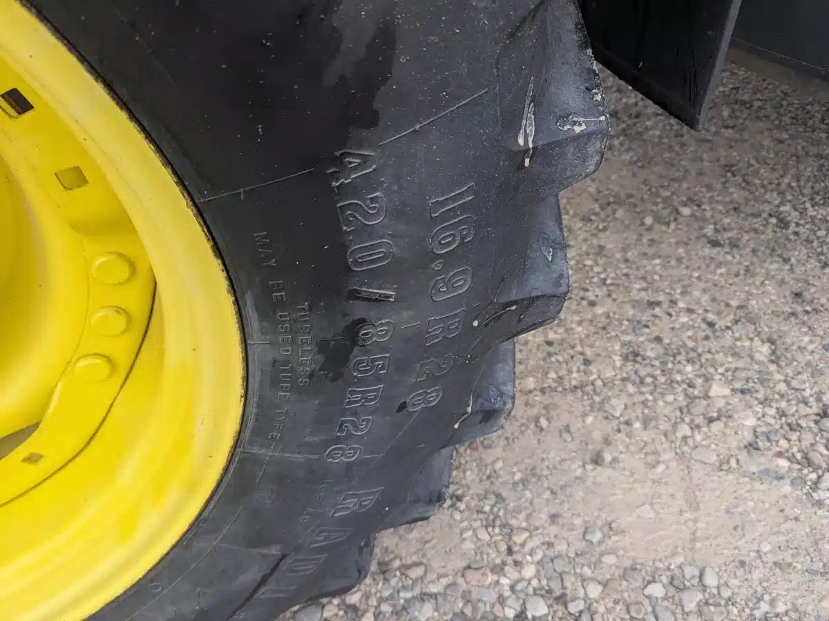 2004 John Deere 7420