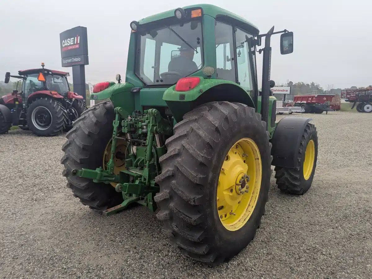 2004 John Deere 7420