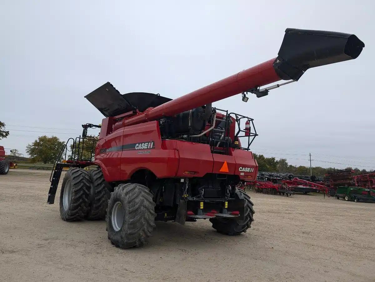 2018 Case IH 8240