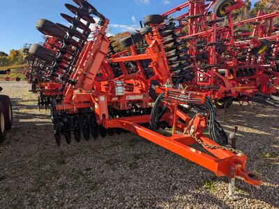 2023 Kuhn EXCELERATOR XT 8010