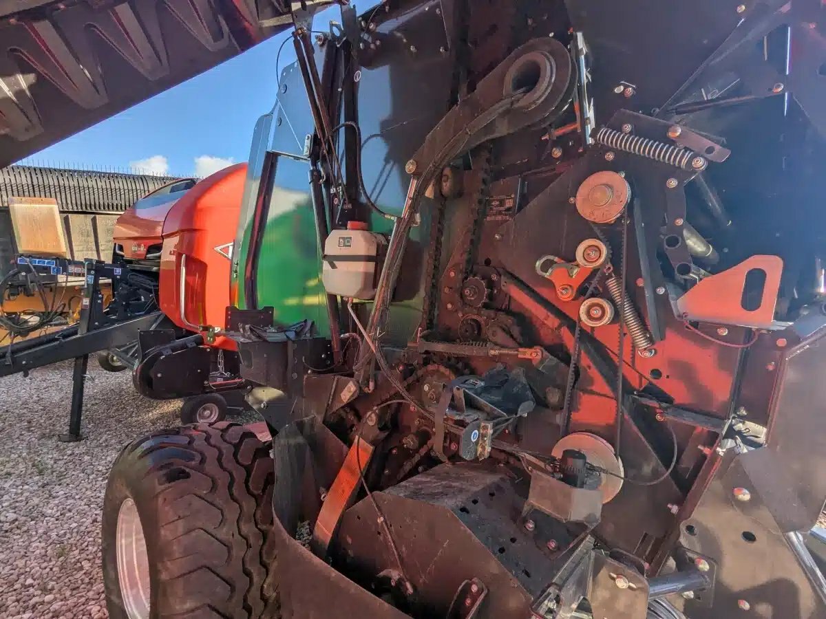 2025 Kuhn VB 3260