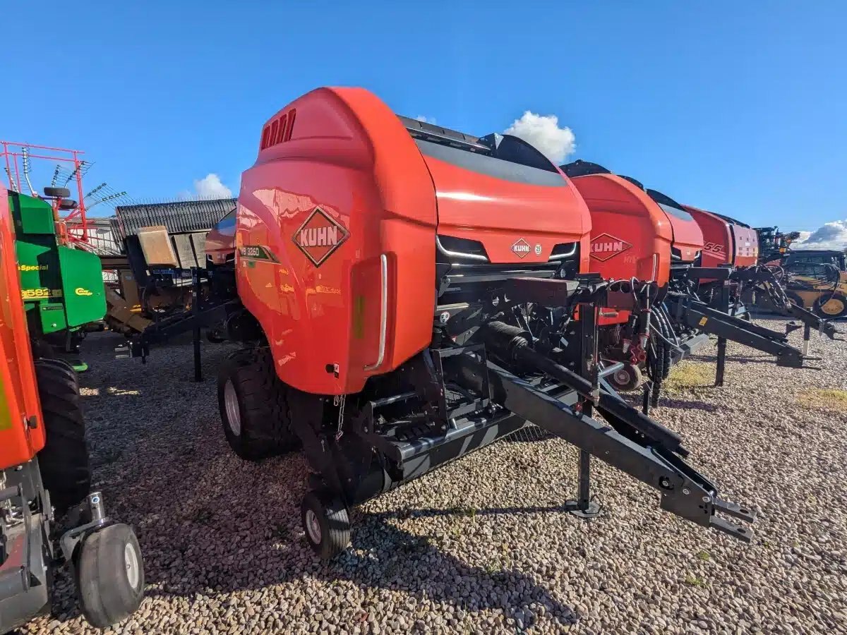 2025 Kuhn VB 3260