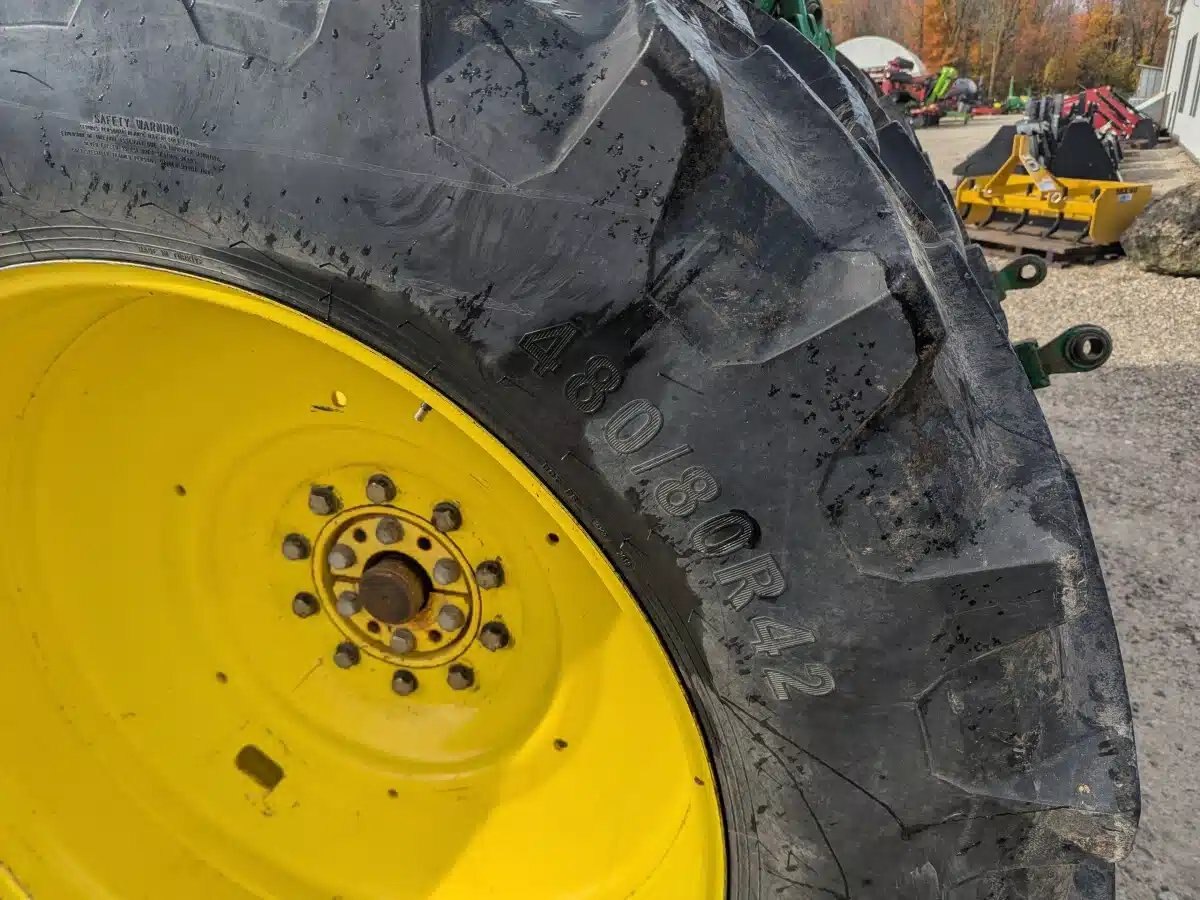 2010 John Deere 7430