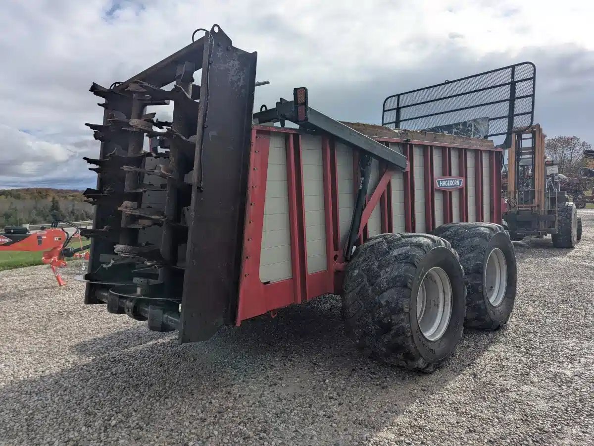 2022 Hagedorn HYDRA SPREAD V8610