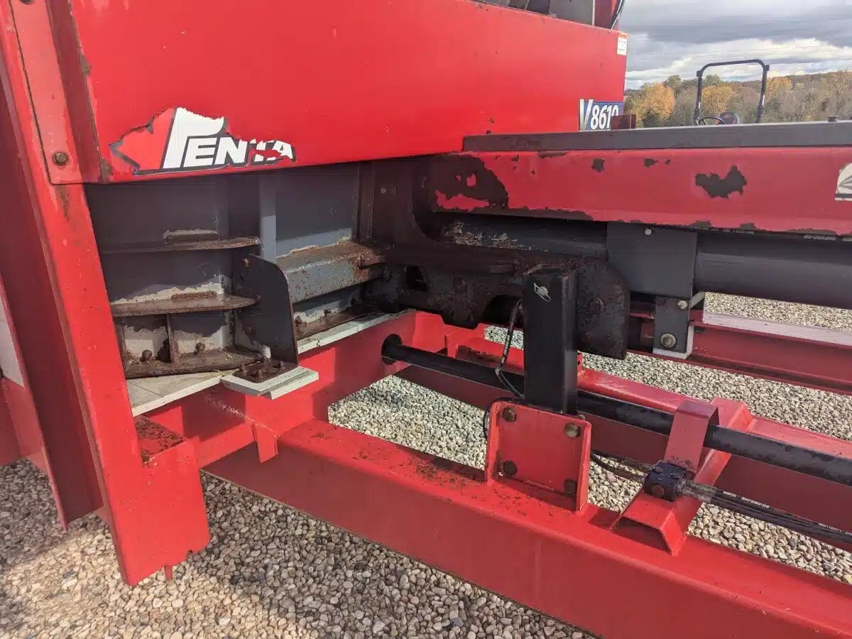 2022 Hagedorn HYDRA SPREAD V8610