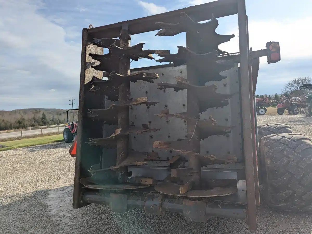 2022 Hagedorn HYDRA SPREAD V8610