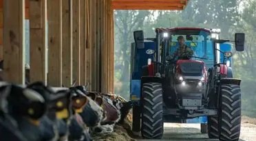 Case IH Farmall Utility 100C
