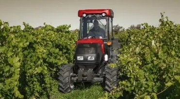 Case IH Farmall 80N