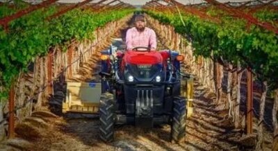 Case IH Farmall 90N