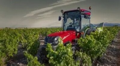Case IH Farmall 90CL