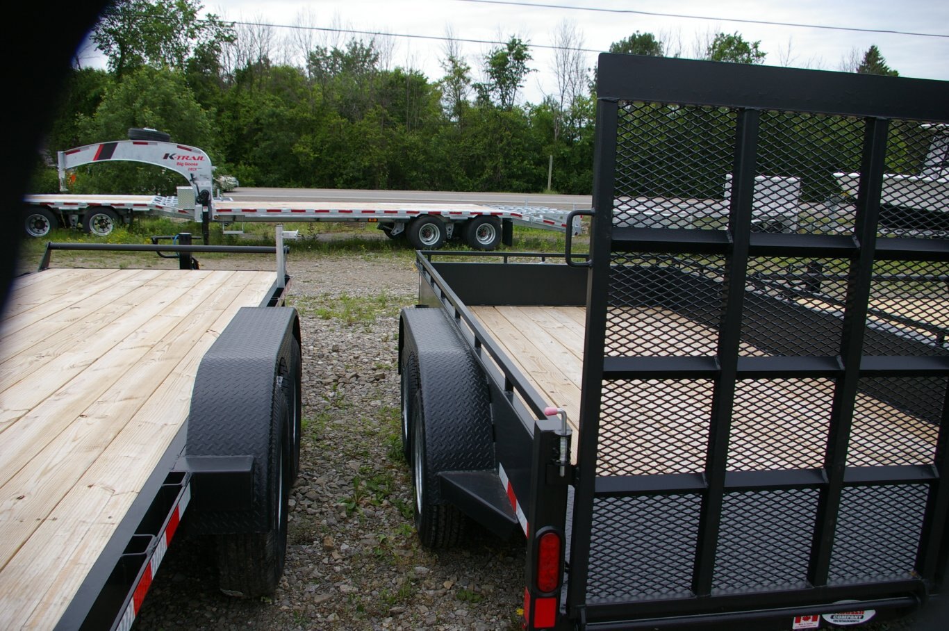 2024 7X14 UTILITY TRAILER, TANDEM AXLE, W/24 BEAVERTAIL, STEEL, BLACK, 7000GVWR 