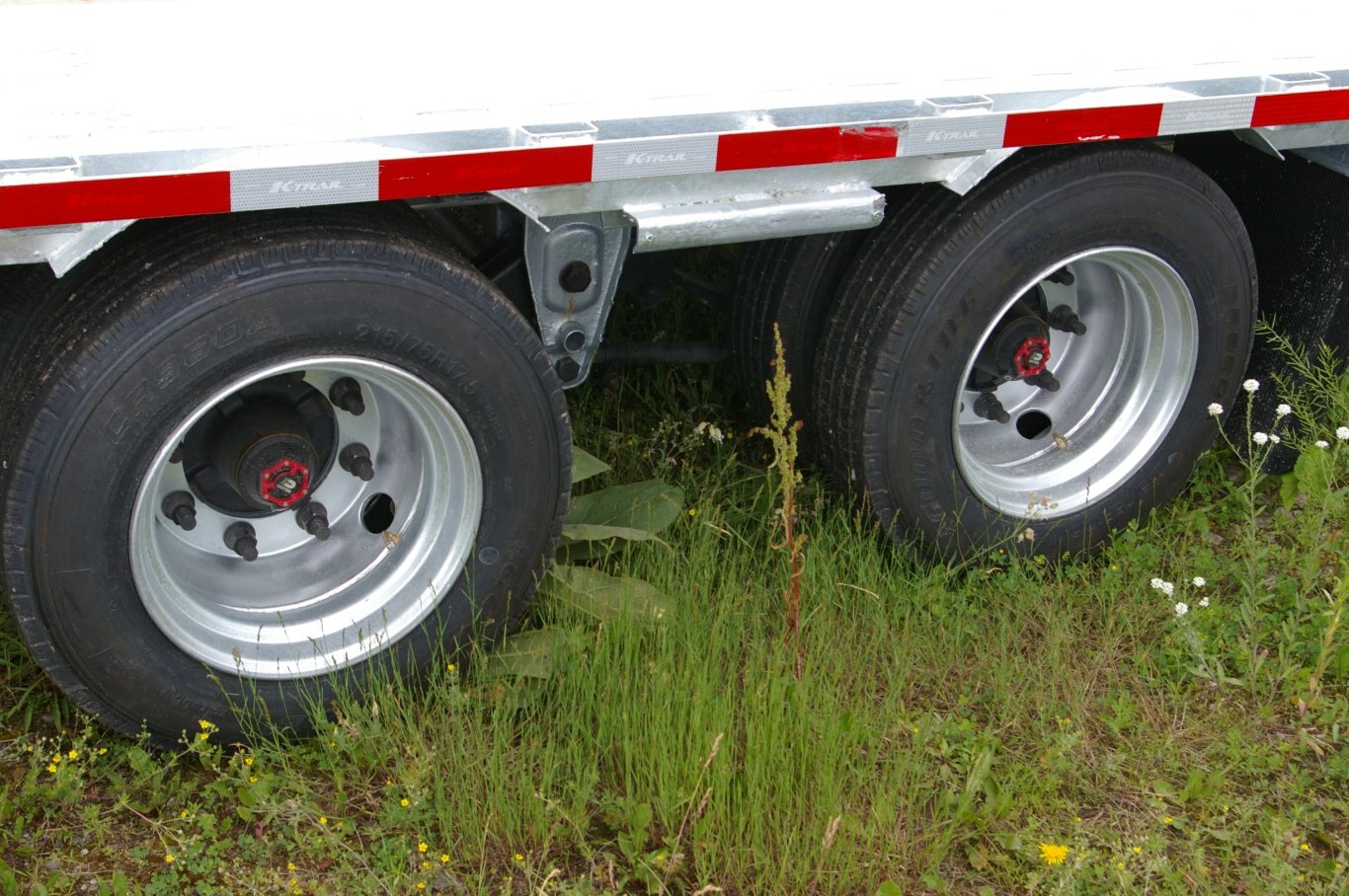 2024 102X305 DECKOVER TRAILER, TANDEM AXLE, GALVANIZED, GALVANIZED, SILVER, 35250GVWR 