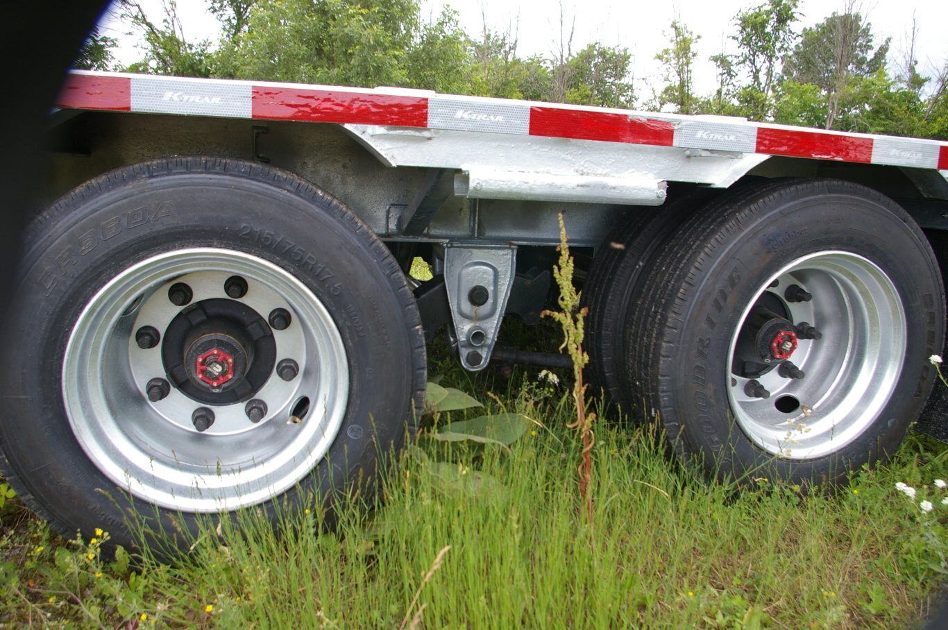 2024 102X305 DECKOVER TRAILER, TANDEM AXLE, GALVANIZED, GALVANIZED, SILVER, 35250GVWR 