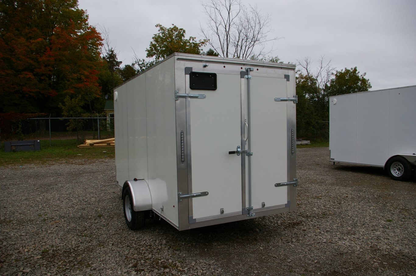 2025 6X12 CARGO TRAILER, SINGLE AXLE, BARN DOORS, 2, STEEL, WHITE, 2989GVWR