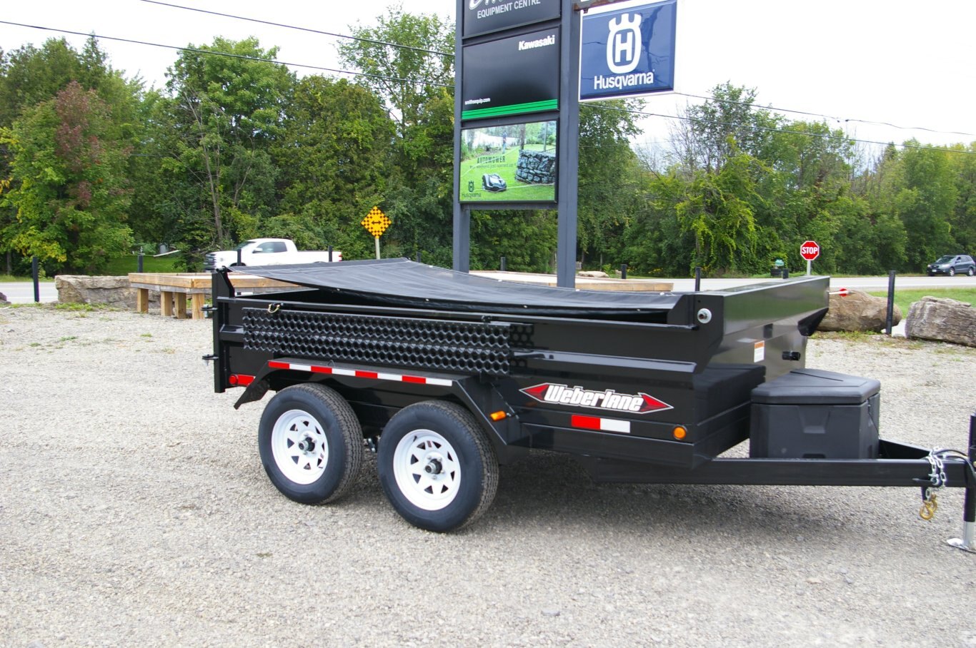 2025 6X10 DUMP TRAILER, TANDEM AXLE, STEEL, BLACK, 7055GVWR 