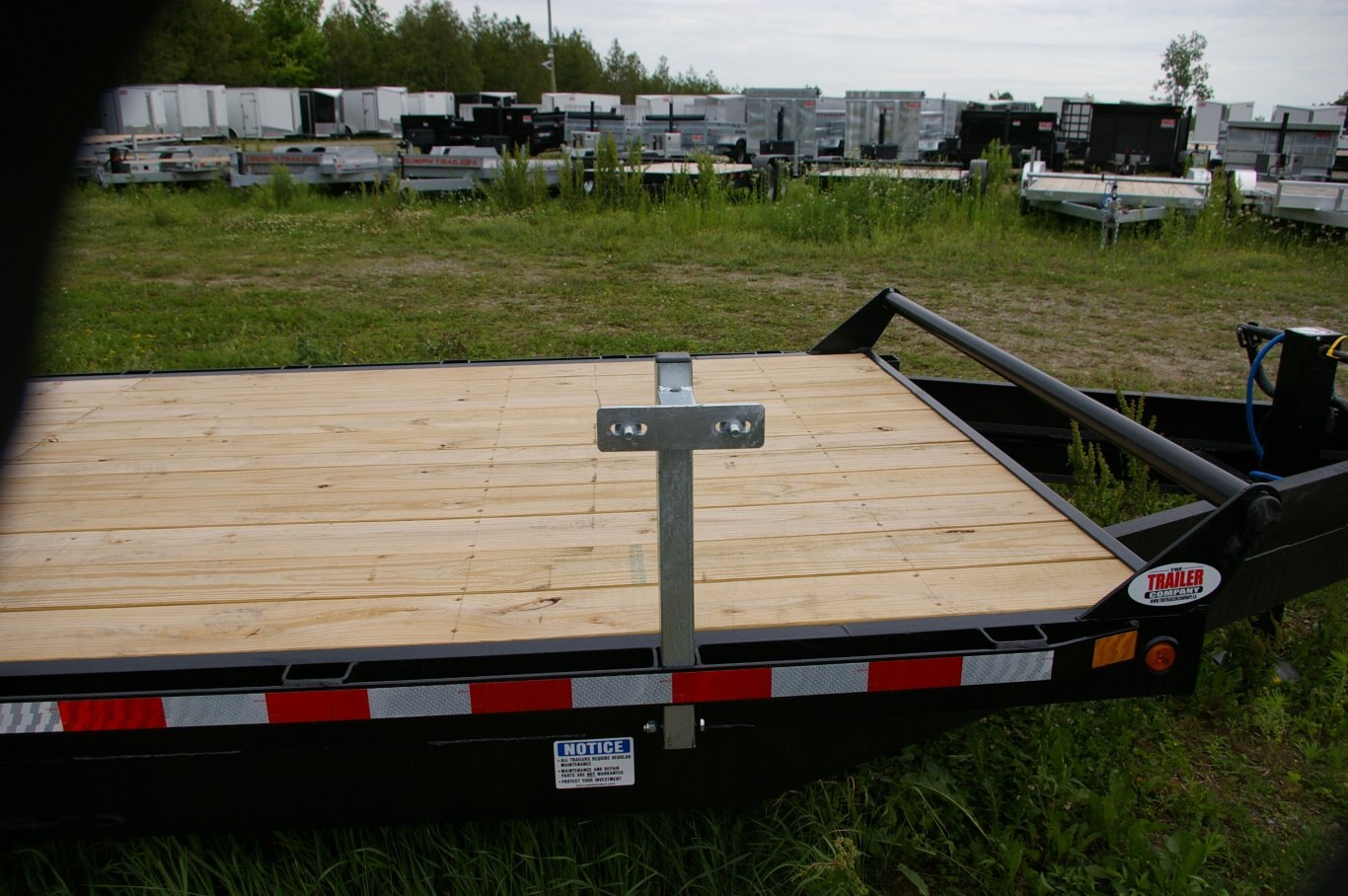 2025 7X24 EQUIPMENT TRAILER, TRI AXLE, STEEL, BLACK, 21000GVWR 