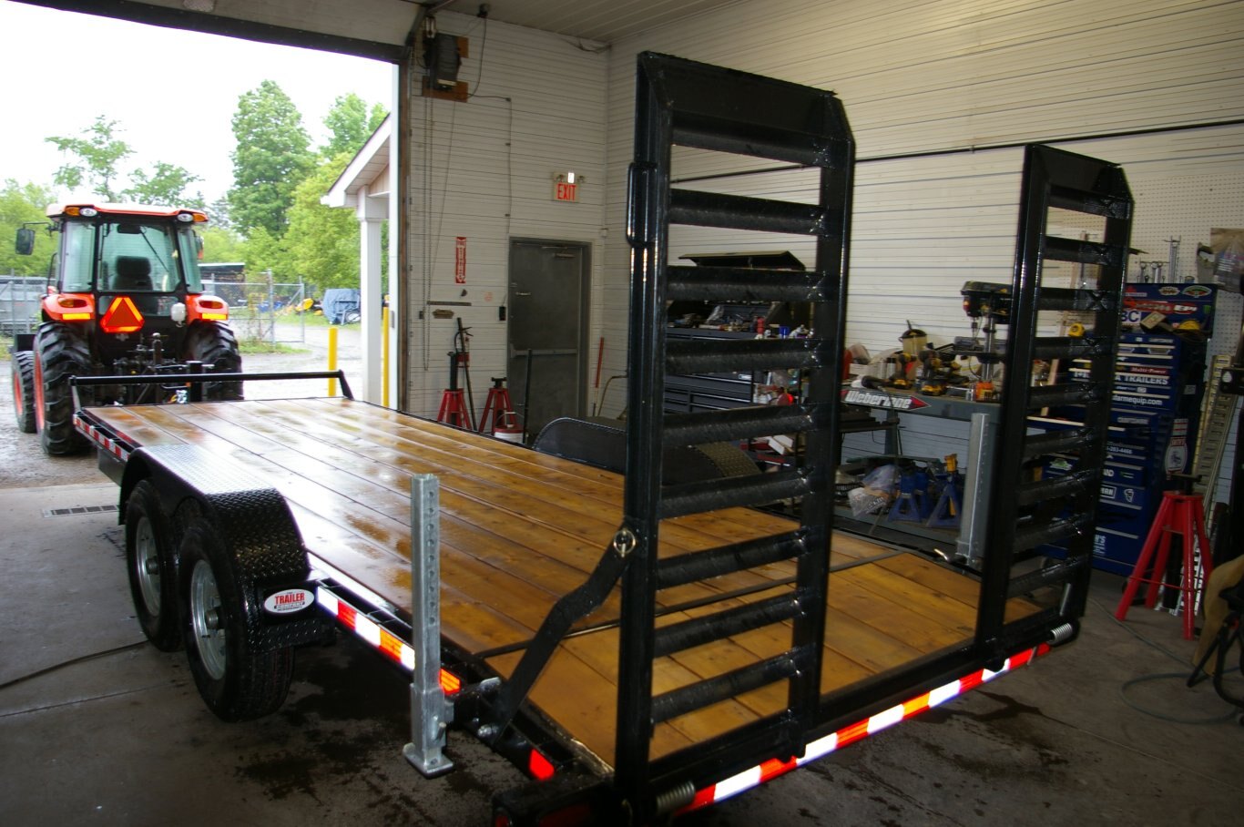 2025 7X20 EQUIPMENT TRAILER, TANDEM AXLE, STEEL, BLACK, 15200GVWR 