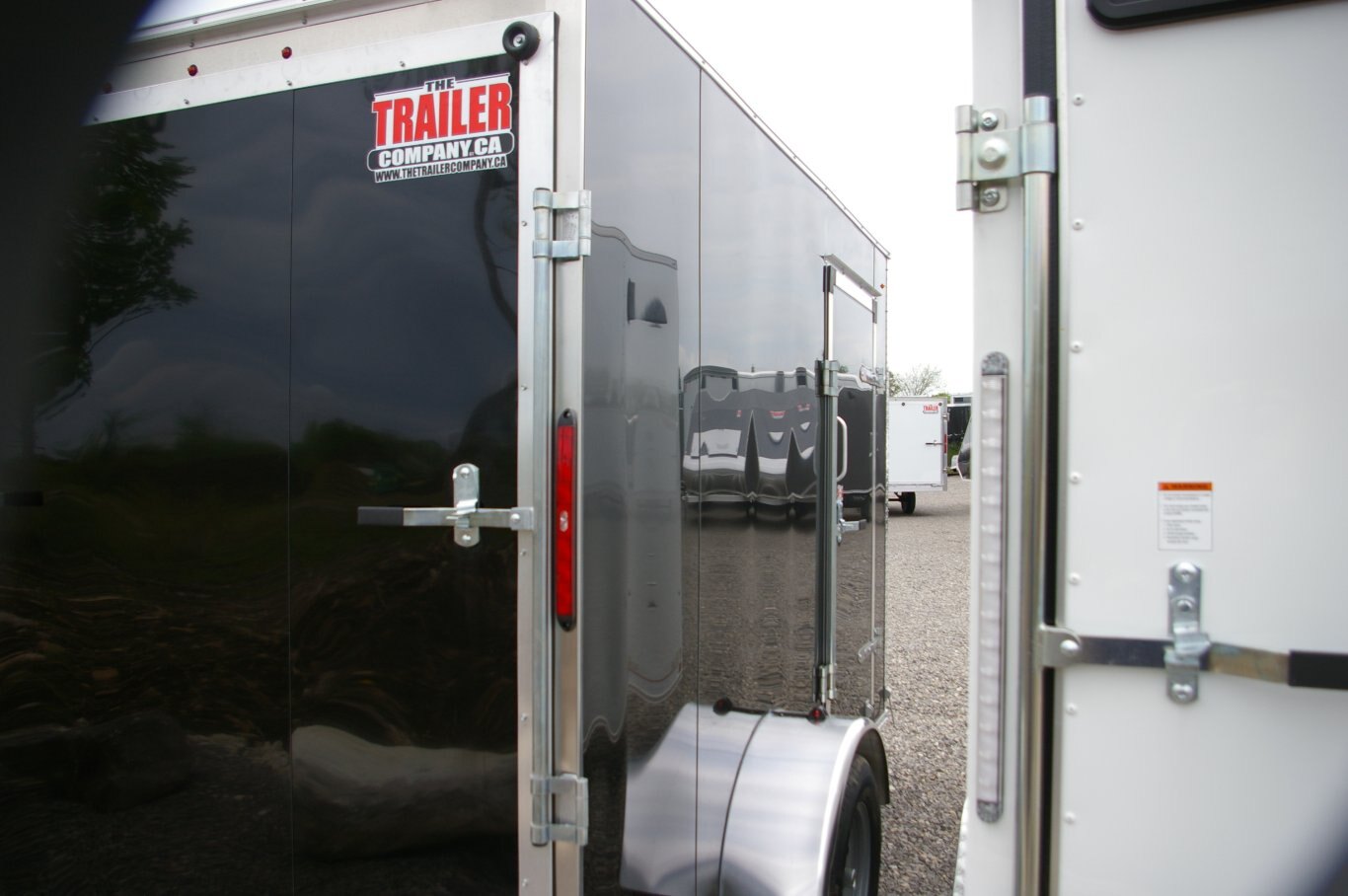 2025 6X12 CARGO TRAILER, SINGLE AXLE, REAR RAMP, 78, REAR RAMP, STEEL, BLACK, 2990GVWR 