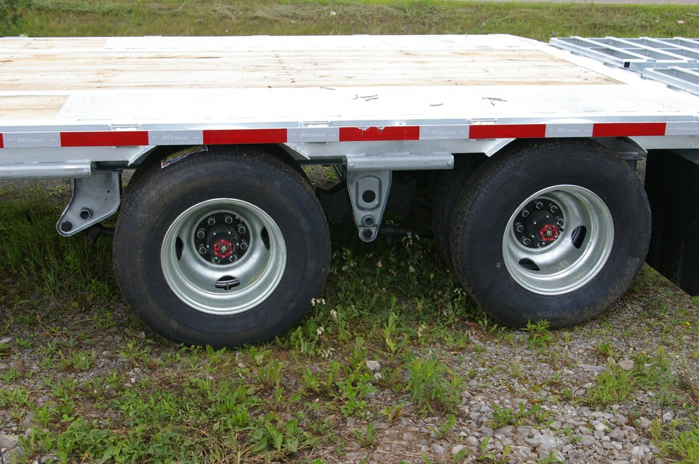 2025 102X205 DECKOVER TRAILER, TANDEM AXLE, GLAVANIZED, GALVANIZED, 35825GVWR 