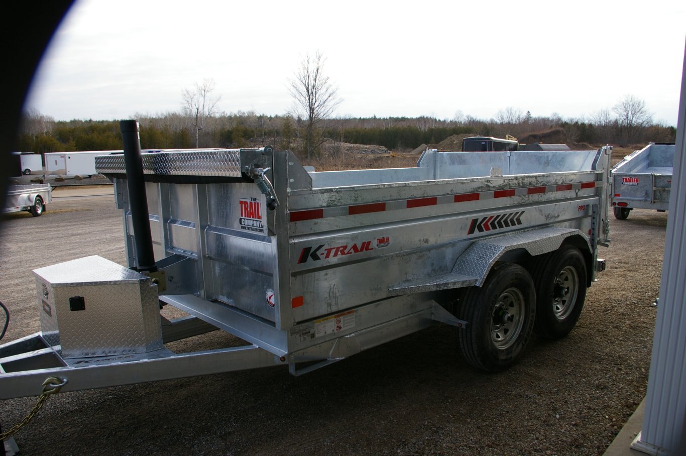 2025 82X12 DUMP TRAILER, TANDEM AXLE, GALVANIZED, GALVANIZED, Hyd Jack, 14000GVWR 