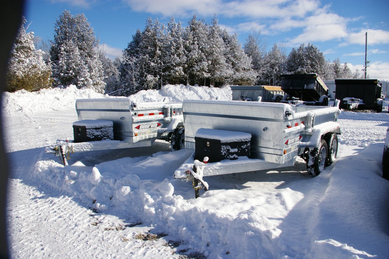 2025 6X10 DUMP TRAILER, TANDEM AXLE, GALVANIZED, GALVANIZED, SILVER, 7020GVWR 