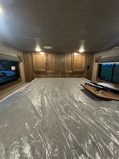 2026 4 HORSE SLANT GN W/ 15 FT LQ, WHITE, 16000GVWR