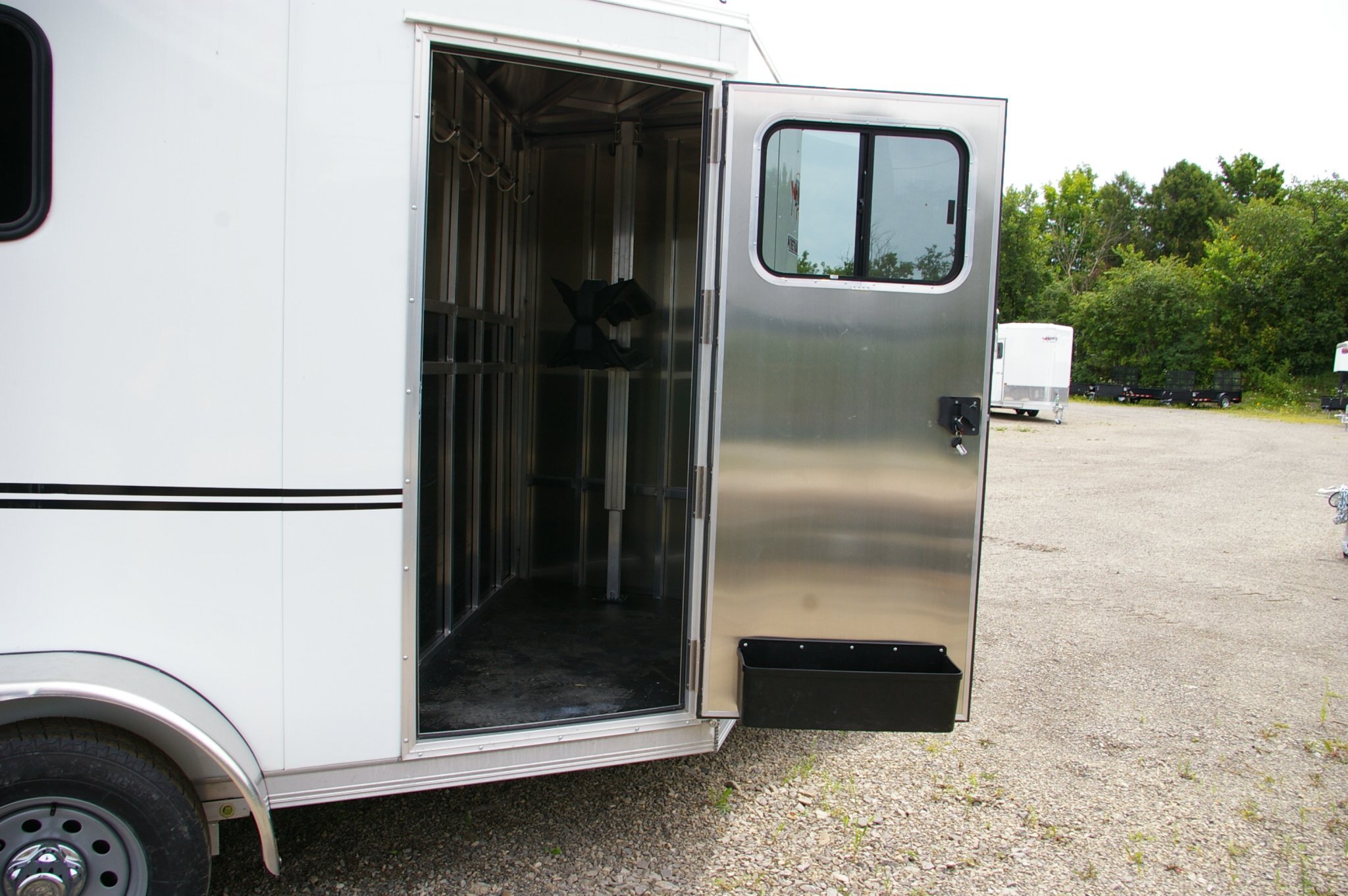 2026 STRIDER SERIES LITE/SLANT 2 HORSE, ALUMINUM, 7000GVWR 