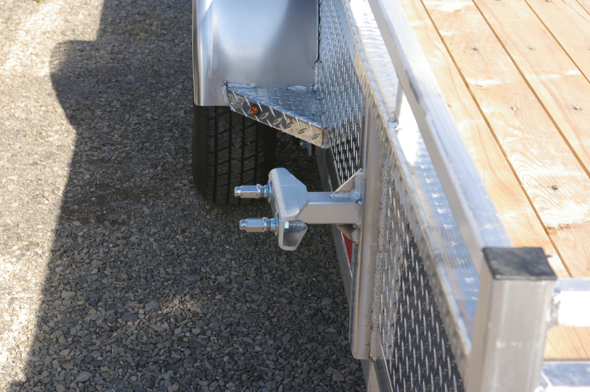 2027 6X12 UTILITY TRAILER, SINGLE AXLE, ALUMINUM, ALUMINUM, SILVER, 2996GVWR 