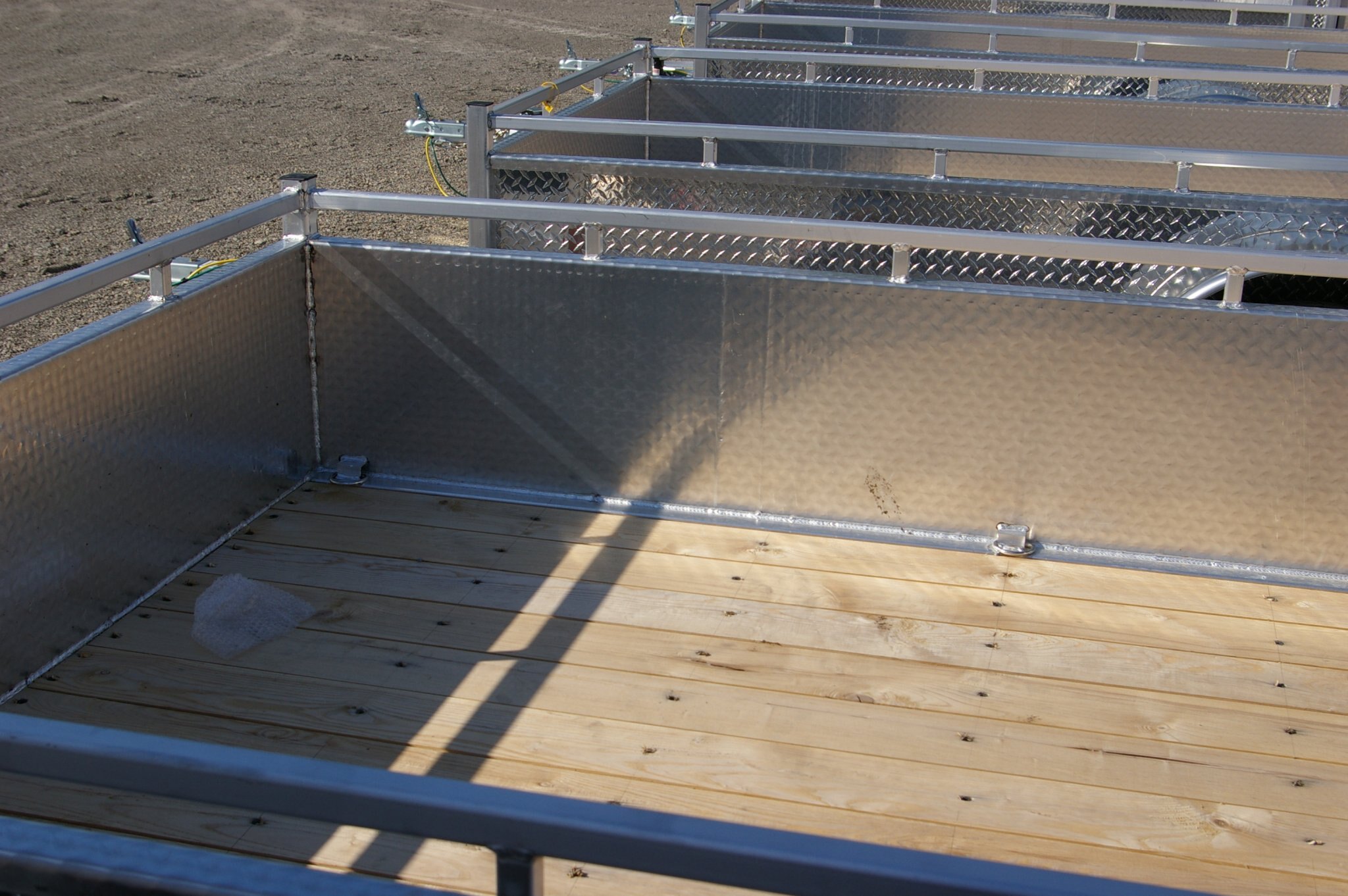 2027 6X12 UTILITY TRAILER, SINGLE AXLE, ALUMINUM, ALUMINUM, SILVER, 2996GVWR 