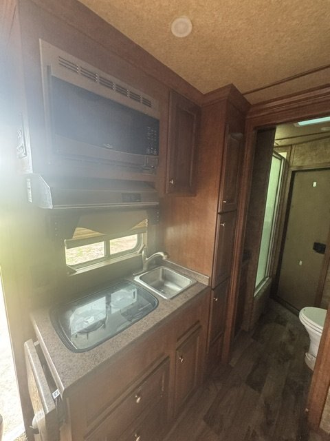 2019 USED 4H LQ, 