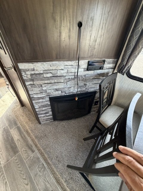 2019 USED TRAVEL TRAILER, 