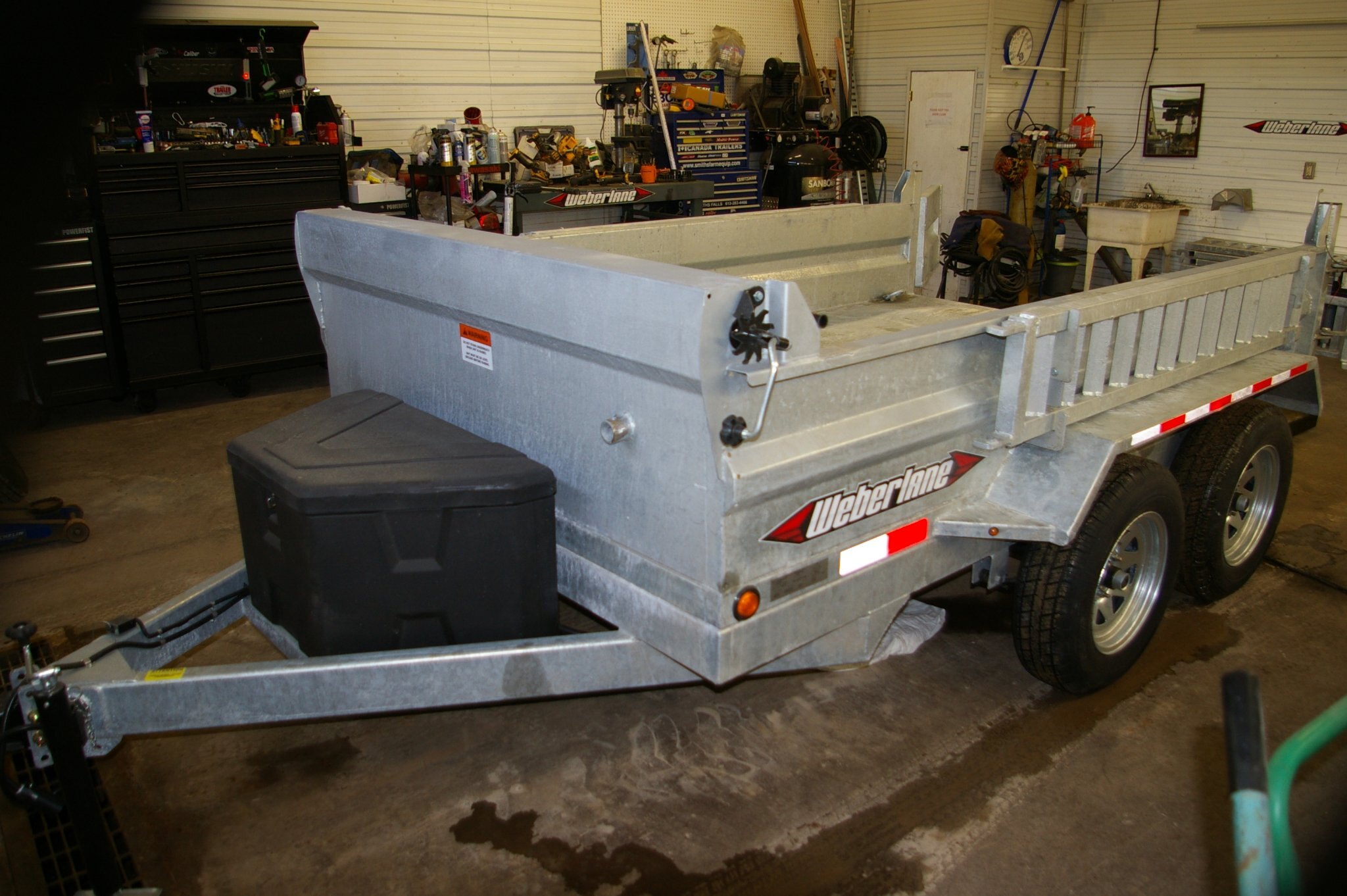 2027 6X10 DUMP TRAILER, TANDEM AXLE, GALVANIZED, GALVANIZED, SILVER, 7055GVWR 