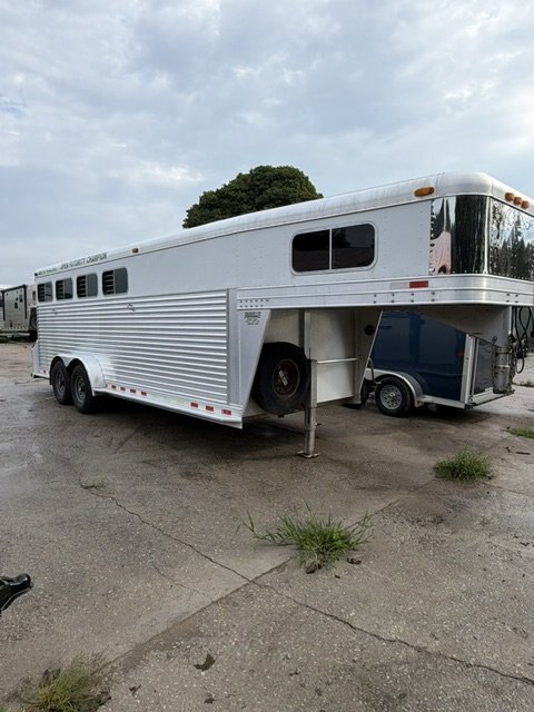 2004 USED 4H GN, 