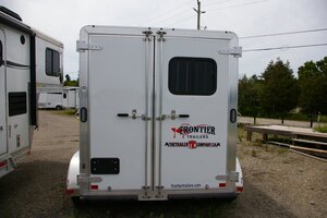 2027 STRIDER SERIES LITE/SLANT 3 HORSE, 84, ALUMINUM, WHITE, 7000GVWR 