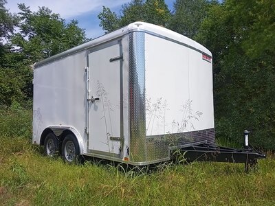 Discovery ET Featuring Round Top Radius Front