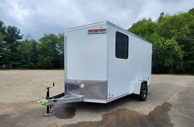 Discovery Endeavor With Black-Out Package.