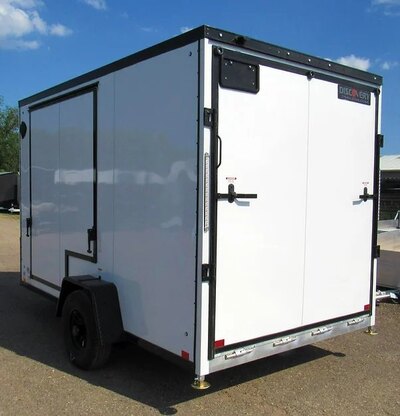 Discovery Endeavor With Black Out Package.