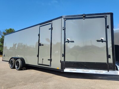 Discovery Nitro-Lite Featuring Custom Display Windows